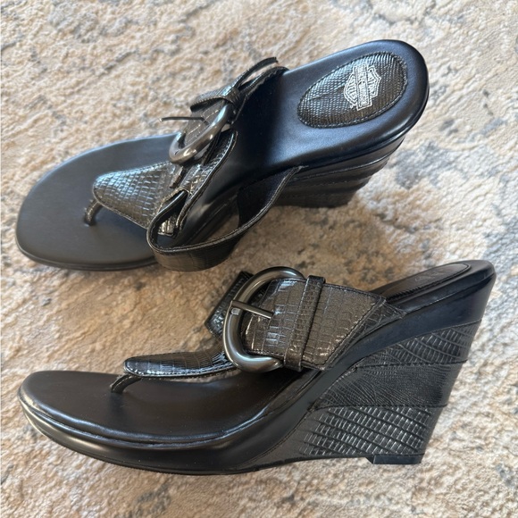 Harley-Davidson Shoes - Harley-Davidson Black Wedge Sandal Thong with Buckle